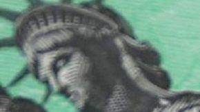 Además de depósitos a cuentas bancarias, la ayuda de Ley CARES se envió por cheque y tarjeta de débito.