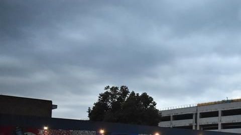 Los asistentes solo podían bajar de los autos para ir al baño