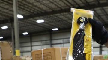 Parte de la mercancía decomisada