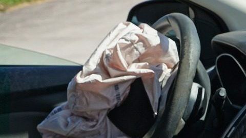 Las cajas negras deben ser examinadas por investigadores profesionales.