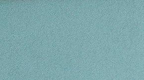 Una fila de personas para entrar en un hospital en Hialeah, Florida.