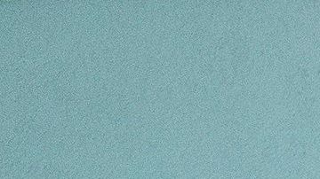 Una fila de personas para entrar en un hospital en Hialeah, Florida.