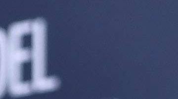 Daniel Sarcos junto a Alessandra Villegas.