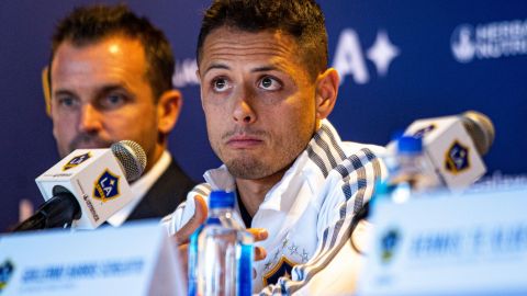 Los Angeles, California, 23 de enero de 2020. Javier "Chicharito" Hernández, durante su presentación como nuevo refuerzo de Los Angeles Galaxy, celebrando en el estadio Dignity Health Sports Park. Foto: Imago7/ Xavier Hernández