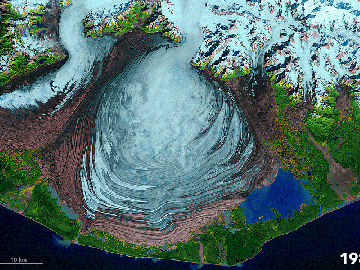Movimiento del hielo en el Glaciar Malaspina en el sureste de Alaska.