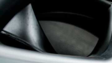 Los rines de buena calidad deben soportar golpes leves, de lo contrario estarías exponiendo tu auto a una seria avería.