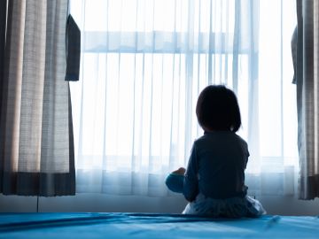 La niña de 5 años trató de parar los abusos, pero no lo consiguió.