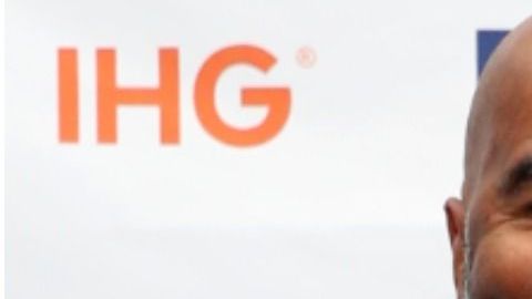 Steve Harvey dijo adiós a una de sus mansiones más emblemáticas.