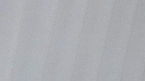 Centro comercial semi vacío sin tiendas abiertas en el Bajo Manhattan