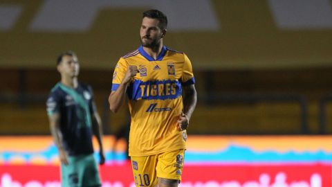 Gignac se burla del PSG