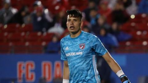 Jesse González en un partido con FC Dallas.