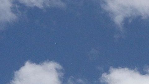 Turistas en centro de esquí de Colorado.