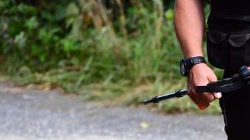 El policía fue suspendido.