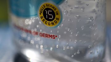 CDC hacen un llamado a no ingerir desinfectantes de manos