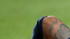 Neymar no pudo alzar la copa.