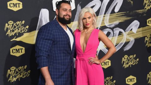 Rusev y Lana Perry.