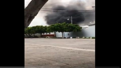 VIDEO: En 50 trocas, La Nueva Familia Michoacana ataca base de Guardia Nacional