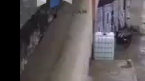 VIDEO: Caen 4 jovencitos con 79 dosis de marihuana y cocaína, así los capturaron