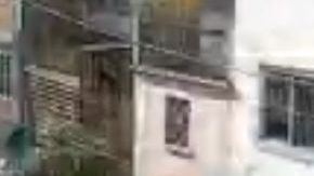 VIDEO: Caen padre e hijo por atropellar a hombre y luego rematarlo a machetazos