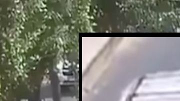 VIDEO: Con fusil, hombres armados disparan a hombres que comían en puesto de birria