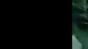 VIDEO: Sicarios golpean, interrogan y ejecutan a 2 hombres que confiesan ser extorsionadores