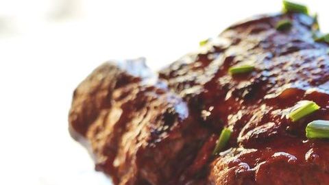 Ten en cuenta los sabores de los ingredientes y cómo interactuarán cuando cocines.