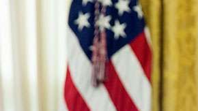 Trump desde un principio buscó blindarse de su propio equipo