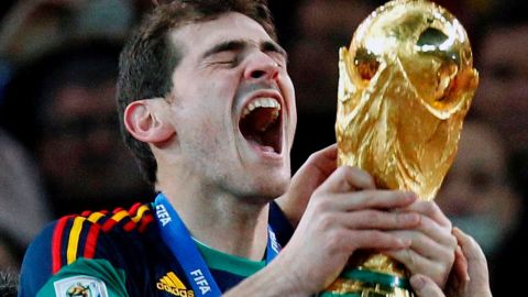 iker-casillas-se-despide-de-las-canchas