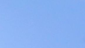 Bomberos y policias investigan el  incendio de Avenida Prospect en el Bronx.