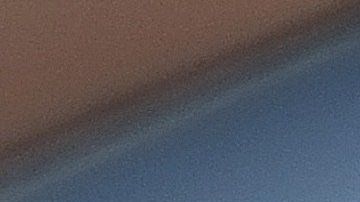 El robo ocurrió en la cuadra 1800 N. Cicero Ave.  alrededor de las 2:29 am, en el área e Cragin de Chicago.