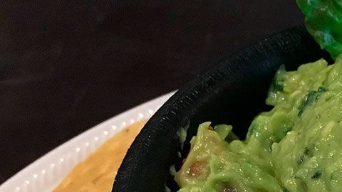 Varios complicados factores hacen que este platillo tenga un alto precio.