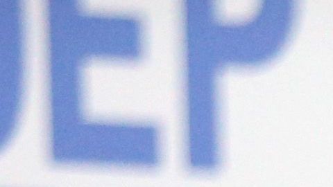 Jennifer López en la alfombra roja de los Spirit Awards 2020.