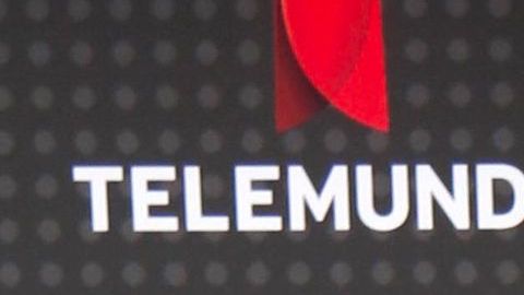 María Celeste Arrarás y Myrka Dellanos.