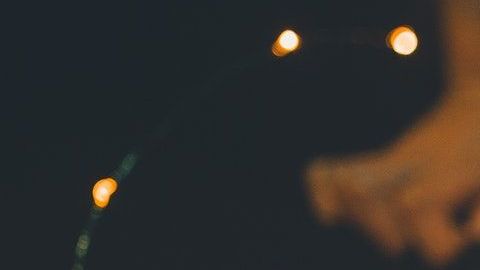 Conoce qué cartas del tarot no son buenas para el amor.