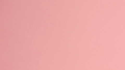 Hay signos que les cuesta confiar en su pareja.