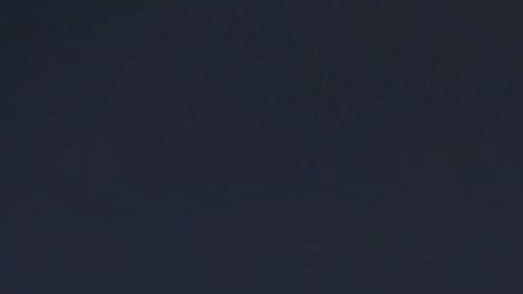 El policía quería hacer entrar en razón al delincuente.