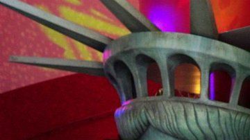 Trump con máscara permanente en NYC