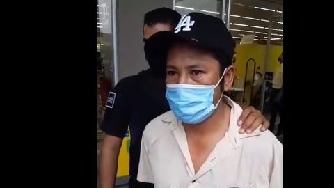 El vendedor fue detenido  por unos minutos.