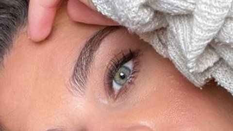 Sasha Pallari lanzó la campaña "dejar los filtros" en las fotos de redes sociales.
