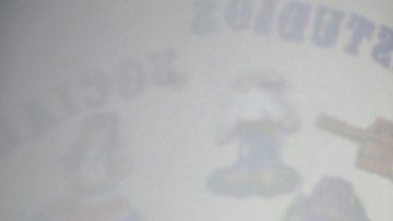 Costa Rica está cerrando escuelas por falta de alumnos.