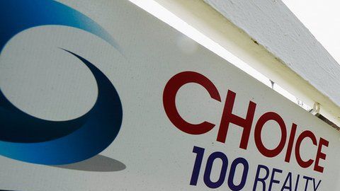 Mientras algunas familias temen quedarse sin un lugar donde vivir, otras están comprando casas.