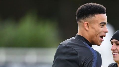 Mason Greenwood y Phil Foden en un entrenamiento con la selección inglesa.