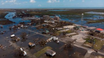 El huracán Laura dejó más de $12,000 millones de dólares en daños