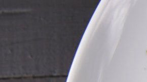 Los huevos son ricos en melatonina, la cual mejora la eficiencia del sueño.