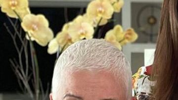 Rashel Díaz con su madre y su suegra