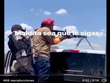 VIDEO: Narcos de los Chapitos entrenan con ametralladora a nuevo sicario