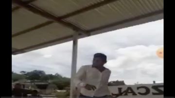 VIDEO: Transmiten en vivo ataque armado de narcos en plaza de toros