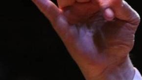 Lalo Mora es dado de alta tras complicaciones por COVID-19.