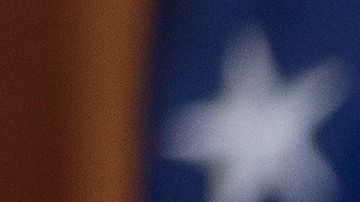 McConnell habla a los medios después de que el Senado aprobó la Ley de Ayuda, Alivio y Seguridad Económica de Coronavirus (Ley CARES).