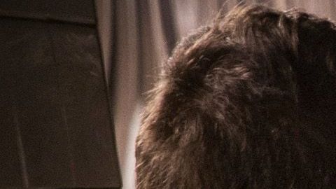 La poca velocidad de los trenes ha provocado que los pasajeros esperen más en los andenes.